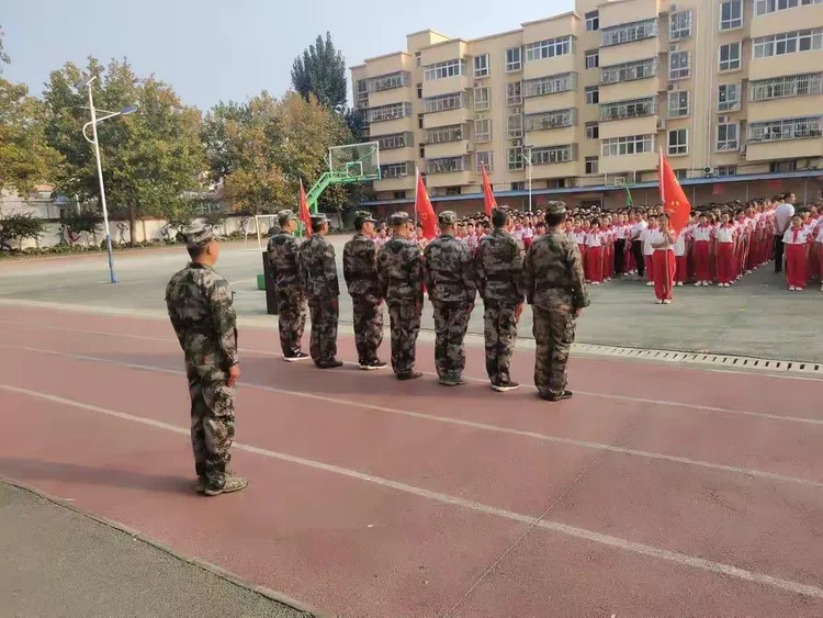 赛季开幕战紧凑激烈，尽展英姿