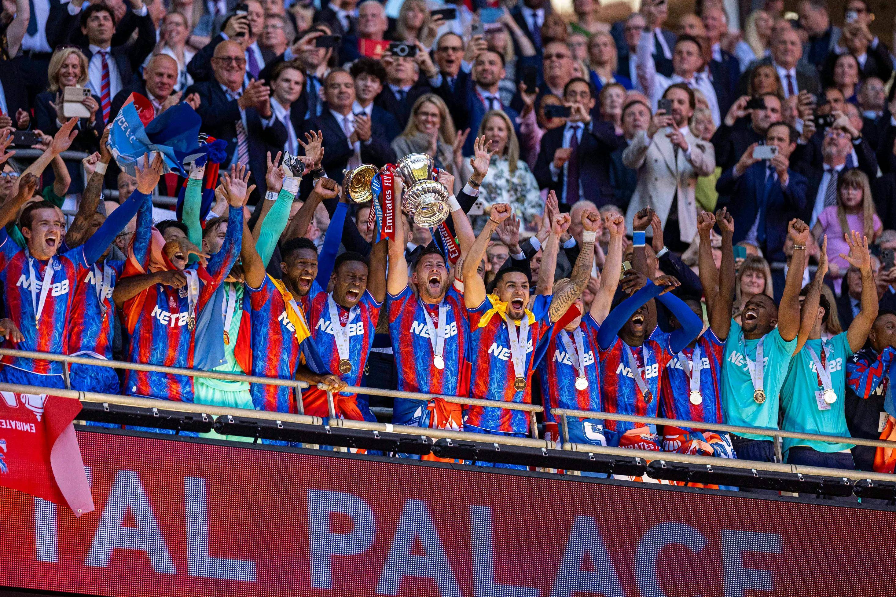 欧洲杯预选赛，劲敌相逢，火爆对决