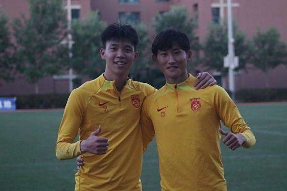 团队配合，球员默契表现大放异彩的简单介绍