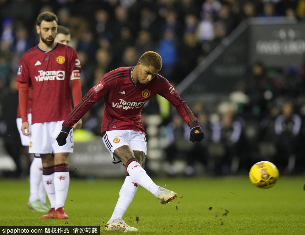 荷兰队客场战胜强敌，稳坐小组第一位置的简单介绍