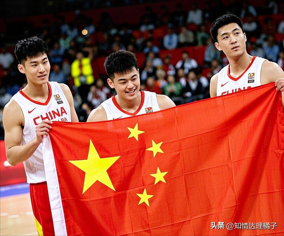 争夺亚洲荣耀,中国球队全力以赴 争夺亚洲荣耀,中国球队全力以赴