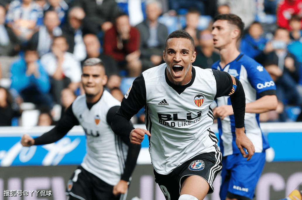 瓦伦西亚客场大胜,赢得关键三分 瓦伦西亚客场大胜,赢得关键三分