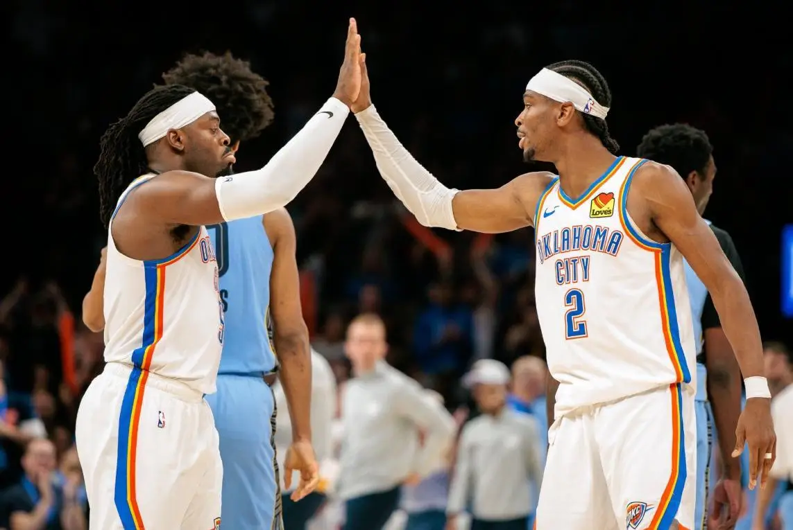 灰熊赢得激战,莫兰特赛季最佳表现领队拿下胜利 灰熊赢得激战,莫兰特赛季最佳表现领队拿下胜利