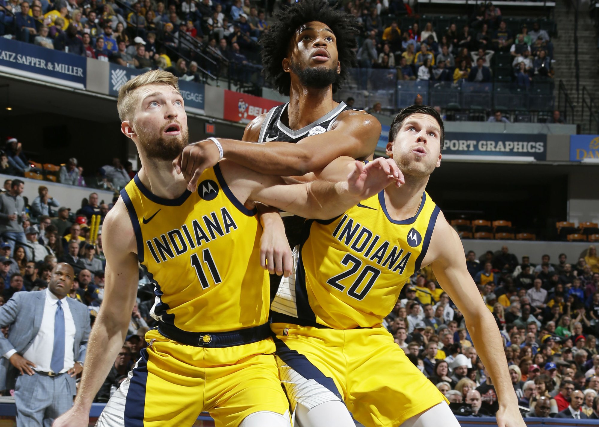 猛龙逆袭夺冠,屠杀雄鹿 猛龙逆袭夺冠,屠杀雄鹿