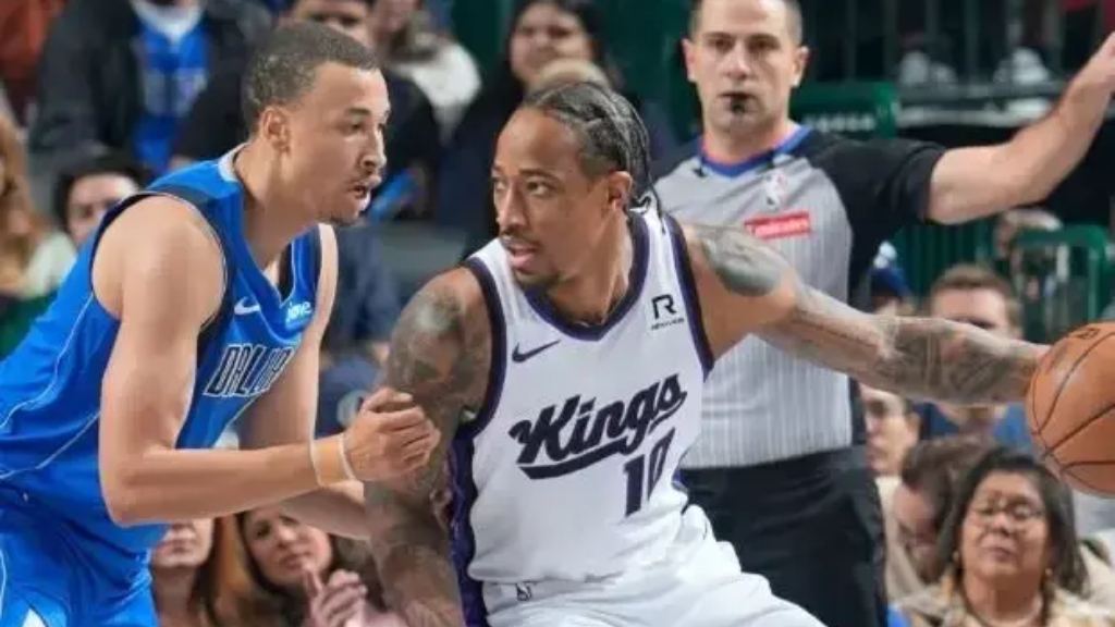 马刺大胜雄鹿,气势如虹 马刺大胜雄鹿,气势如虹