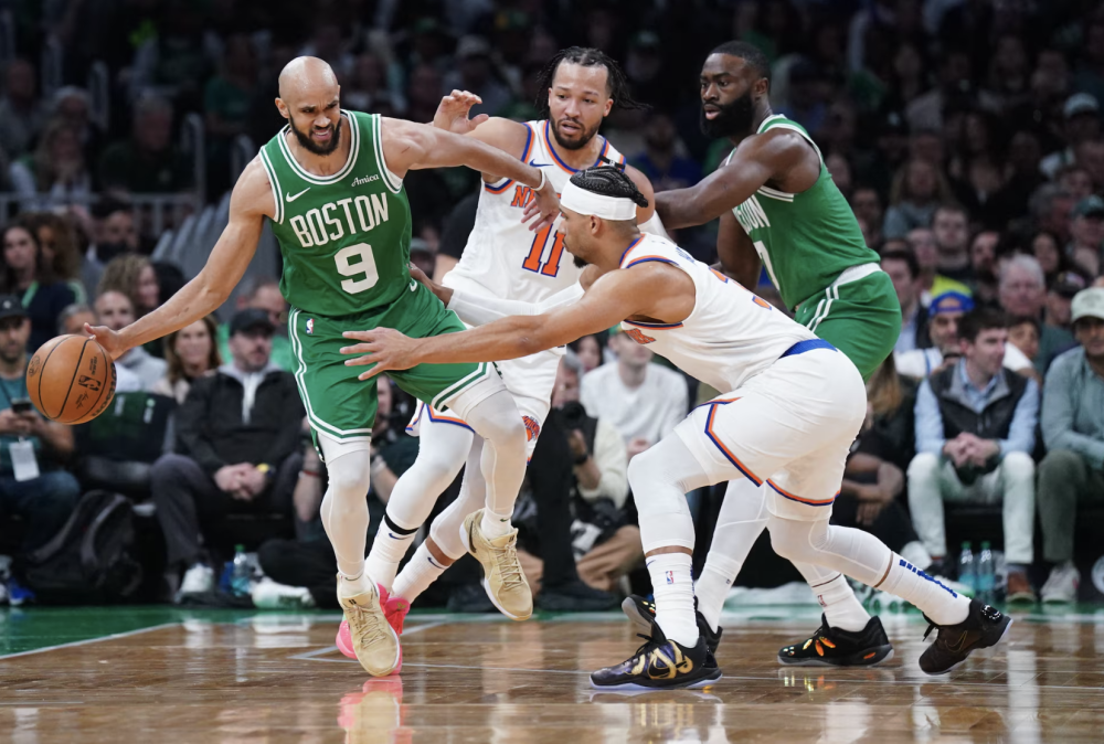 包含尼克斯惨败绿军，特雷杨缺阵队伍沦落的词条