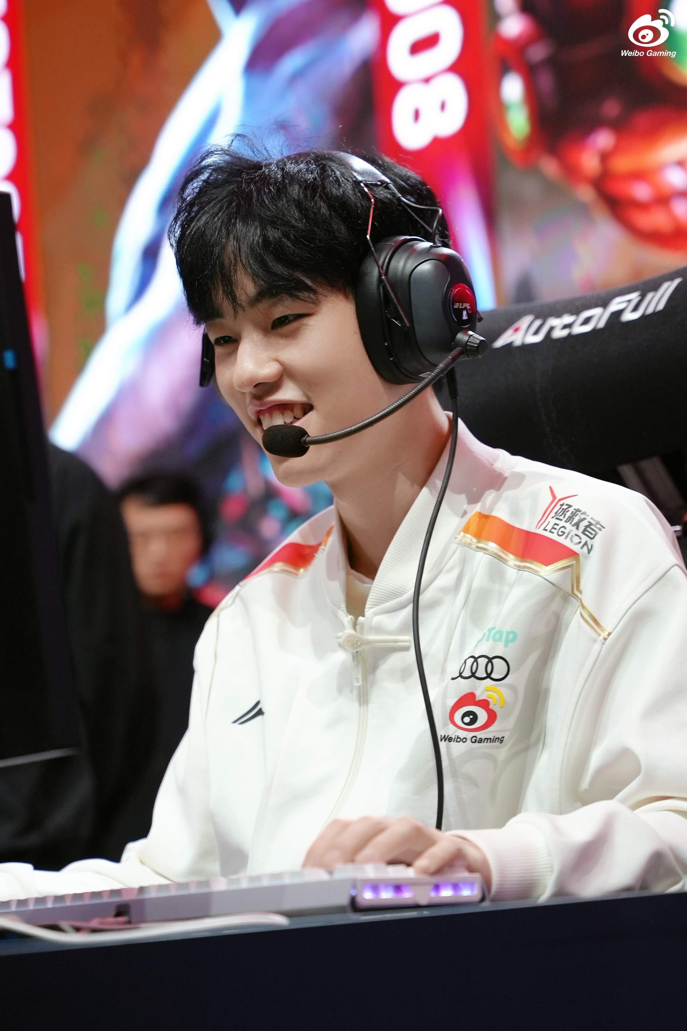 WBG险胜TL，Jankos开启传奇时刻焦点之战2025世界赛，点燃全场激情的简单介绍